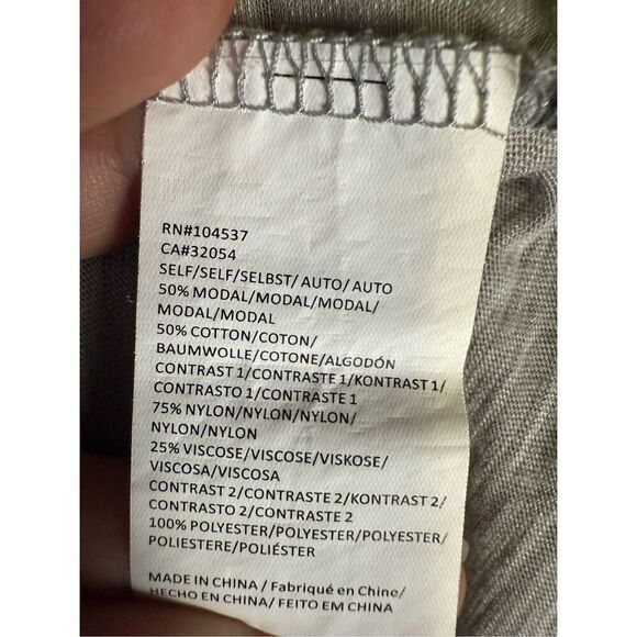 Anthropologie Tiny Womens Medium Pullover Keyhole Neck Top Gray Tan Abstract - Picture 7 of 8